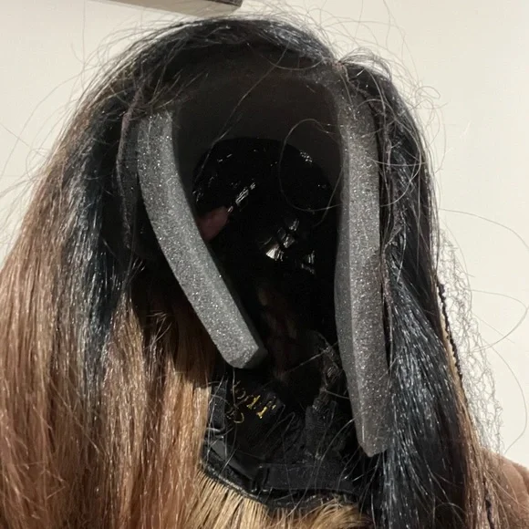 New Selfie Star Luxuria 100 %Human Hair Blended wig🍁🍁 - Picture 3 of 10